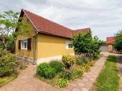 Casa 3 camere langa Oradea-Osorhei, 700 mp teren – 12 km de oras