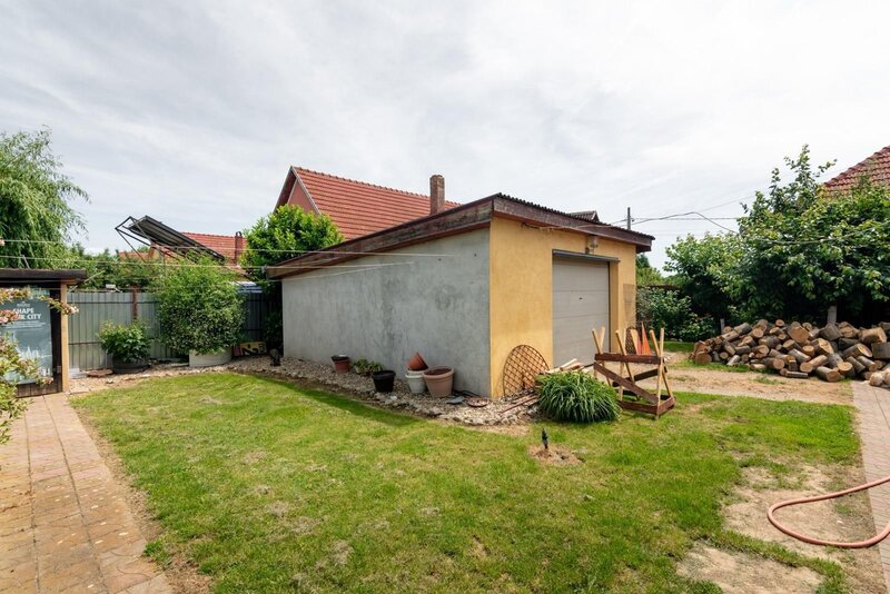 Casa 3 camere langa Oradea-Osorhei, 700 mp teren – 12 km de oras.