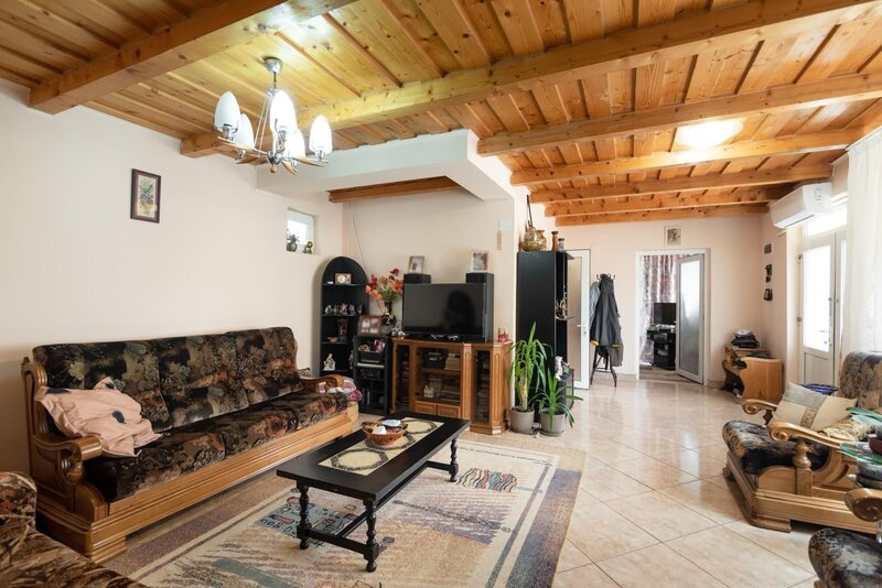 Casa 3 camere langa Oradea-Osorhei, 700 mp teren – 12 km de oras.