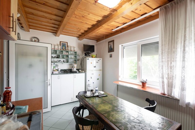 Casa 3 camere langa Oradea-Osorhei, 700 mp teren – 12 km de oras.